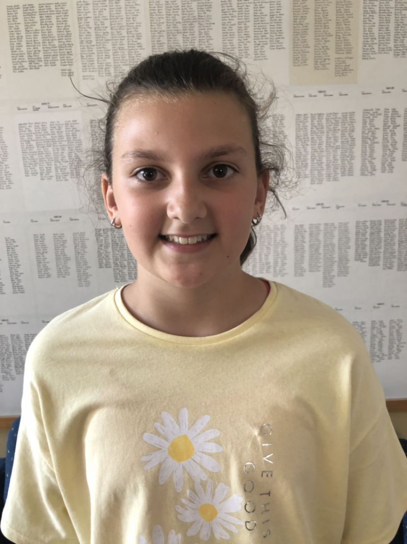 Titz Lilla Írisz.png